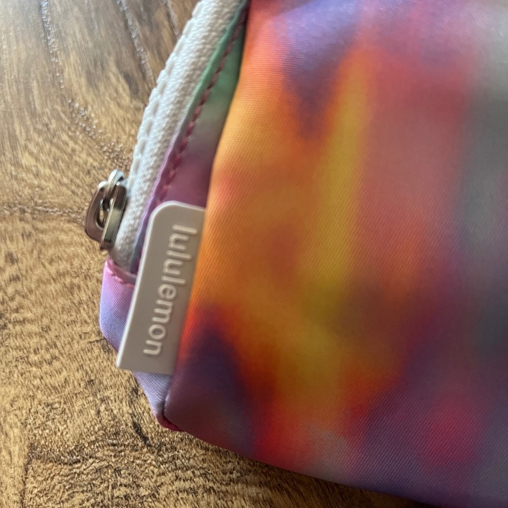 Lululemon Rainbow Everywhere Belt Bag - NWT - Picture 8 of 12